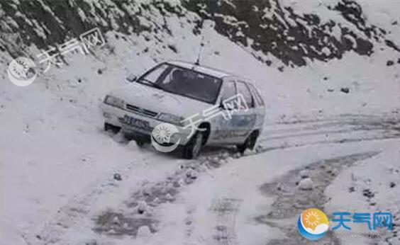 西藏景区降雪致200余名游客被困 目前已经安全撤离