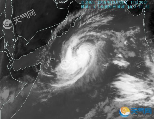 阿拉伯气旋风暴卢班继续加强 飓风迈克尔即将登陆美国佛州