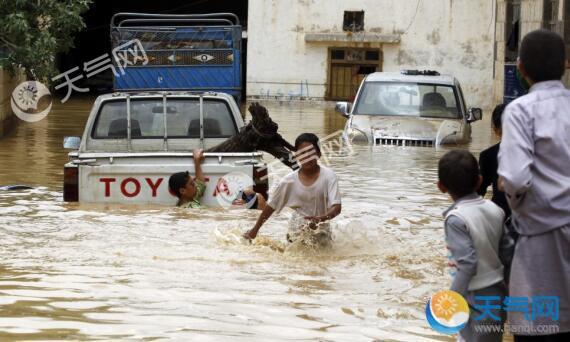 热带风暴“拉班”登陆也门 导致11人死亡