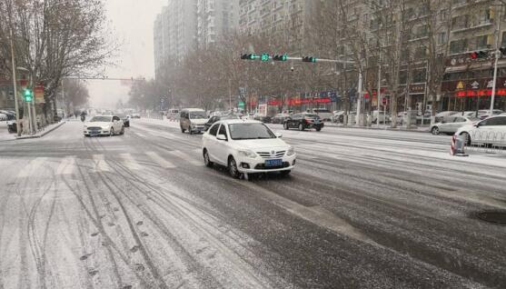 受雨雪天气影响 吉林部分高速交通管制