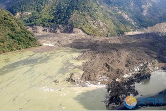 雅鲁藏布江堰塞湖再次山体滑坡 暂无人员伤亡报告