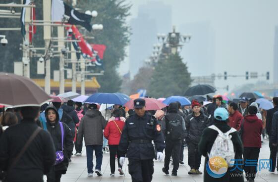北京重回蓝天温度降至7℃ 未来三天多云为主