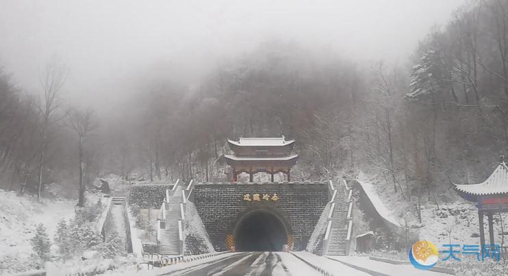 南方自西向东降水展开 青藏高原西北东部小到中雪