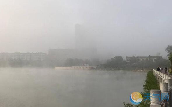 江西发布大雾橙色预警 萍乡宜春等多地高速封闭