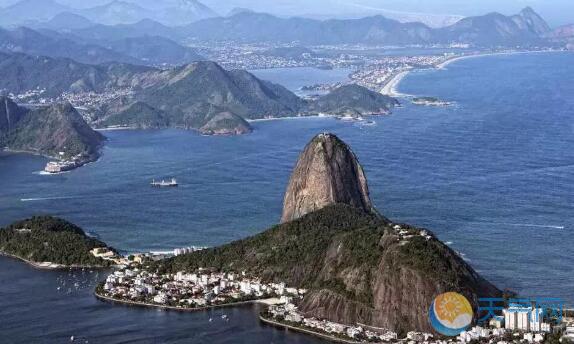 巴西里约热内卢山体滑坡 9人死亡6人受伤