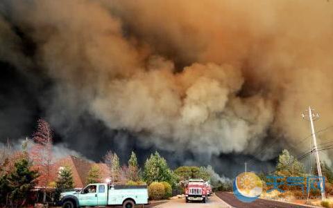 美国加州山火原因揭秘 或因爱迪生公司发生故障