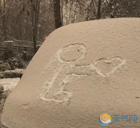 乌鲁木齐下黄雪是怎么回事 乌鲁木齐下黄雪的原因分析