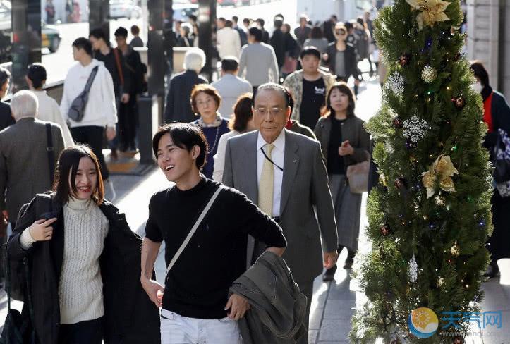 日本气候现异常：12月气温高涨创纪录穿短袖