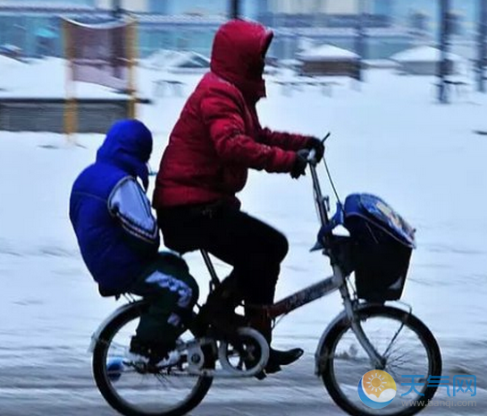 下雪天骑车注意事项有哪些 下雪天骑电动车自行车安全须知