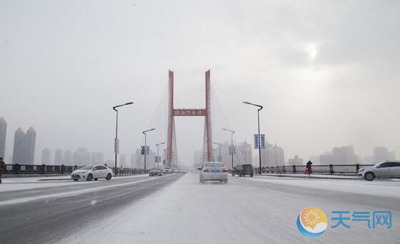 吉林发布道路冰雪蓝色预警 长春通化等地小到中雪