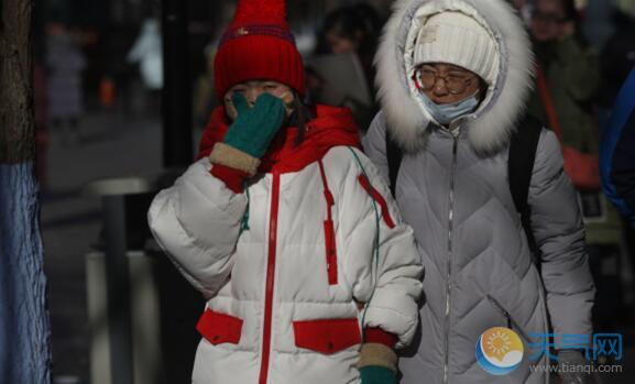 内蒙古气温持续下降 呼和浩特最低温-18℃