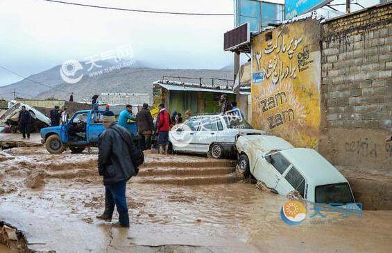 伊朗遭遇罕见洪涝灾害 19人死亡未来还有暴雨