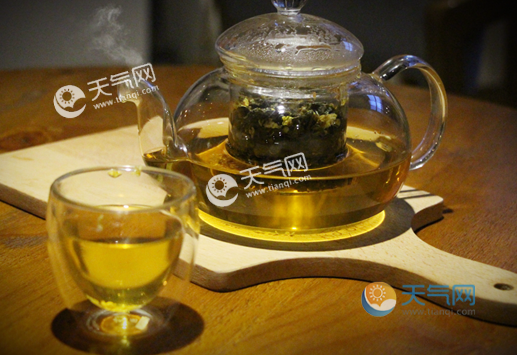 青茶的功效与作用及禁忌 青茶和绿茶有什么区