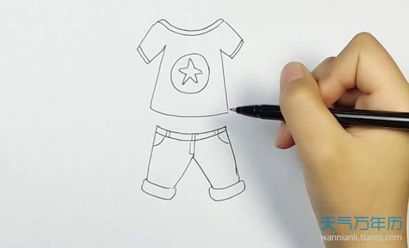 幼儿男服饰简笔画怎么画幼儿男服饰的简笔画步骤图解教程