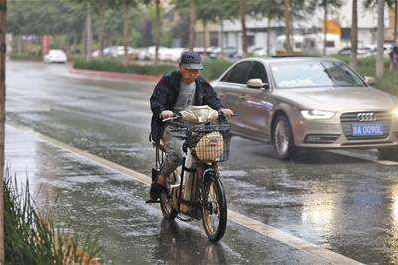 玲玲台风吉林最新动态更新 辽源通化等地暴雨东部有8级风