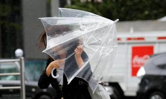 台风“法茜”登陆日本至少10人受伤 92万户居民无电可用