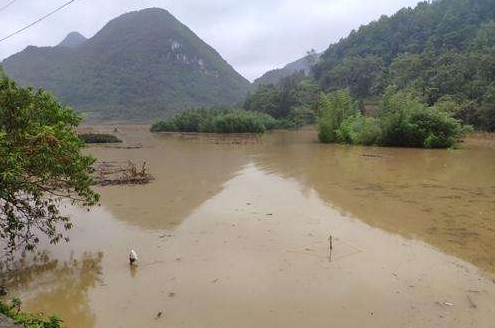 秋分节气云南西北部大雨来袭 其他地区雨水暂停温差加大