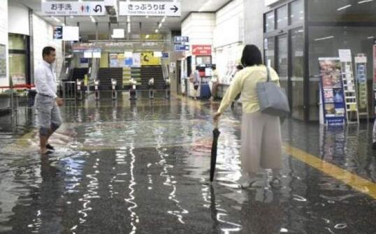 第17号台风“塔巴”减弱即将被停编 韩国日本局地仍暴雨