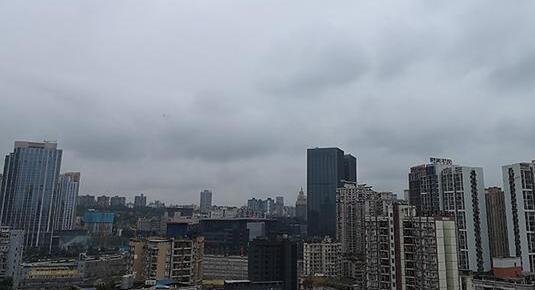 未来三天重庆阴雨绵绵 主城区气温将跌至21℃