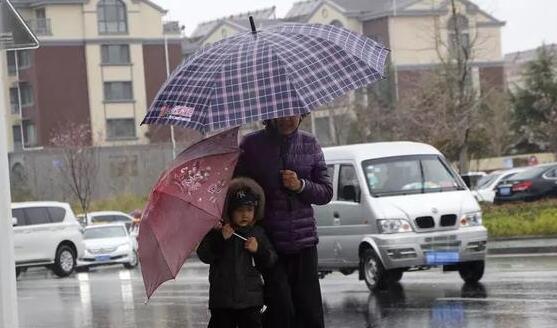 冷空气致河北气温持续下降 唐山承德等多地提前供暖