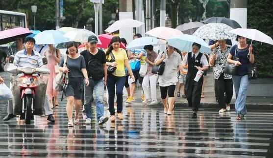 广西结束晴热迎新一轮降雨 省会南宁最高气温跌至26℃