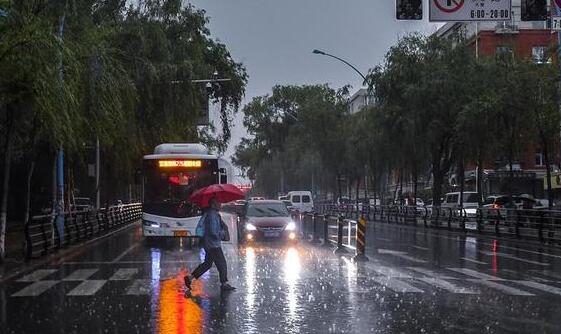 吉林多地迎来降雨天气 长春局地气温最高仅19℃