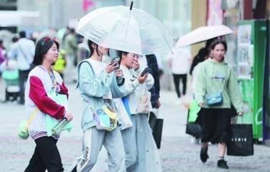 冷空气来袭江苏多地小雨 省会南京气温最高仅22℃