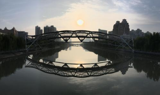 河南小雨来袭夜间风力加大 昼夜温差持续扩大需防风