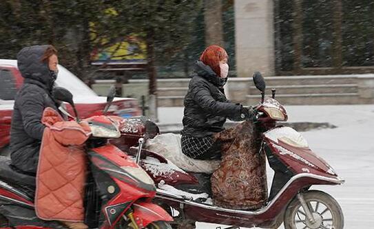 今天甘肃大部仍有降雪 兰州气温最高降至8℃