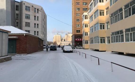 内蒙古局地仍有雨夹雪 呼和浩特气温最高跌至-3℃