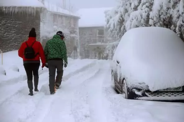 欧洲遭强冷寒潮冲击多地暴雪 然而中国2019年冬天是暖冬