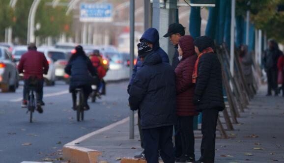 天津局地3级东北风气温仅有4℃ 这周末迎来降雪和冷空气