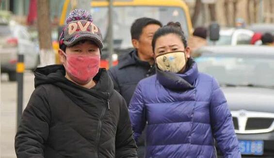 河南部分山区出现雨夹雪 郑州气温最高仅有7℃体感寒冷