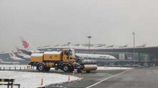 受暴雪天气影响 哈尔滨机场取消航班46架次