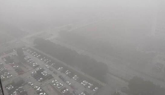 受大雾影响 今晨江苏江西等地部分高速路段封闭