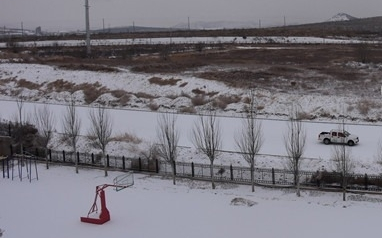 新冷空气让东北变“三九天” 中东部再降温全国大部雨雪稀少