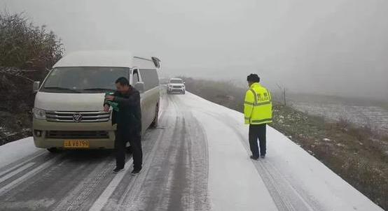 受道路结冰影响 昨日昆明北客运站推迟发车