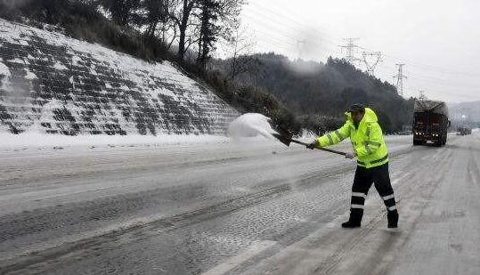 受降雪天气影响 黑龙江省内多条高速仍全线封闭
