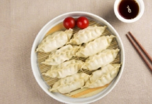 冬至吃饺子的寓意 冬至吃饺子象征着什么
