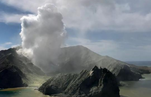 新西兰火山喷发9名失踪人员身份确认：澳大利亚7人新西兰2人