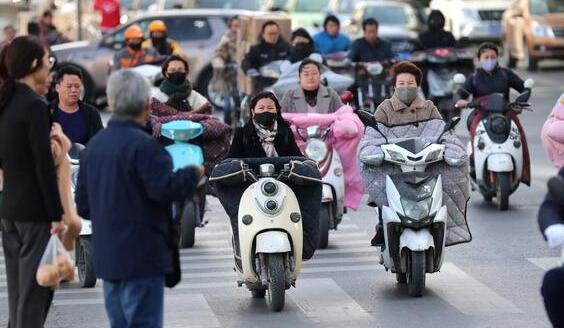 北京城局地有3-4级的阵风 夜间最低气温-5℃注意保暖