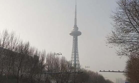今天哈尔滨继续发布雾霾预警 局地气温最高跌至-15℃