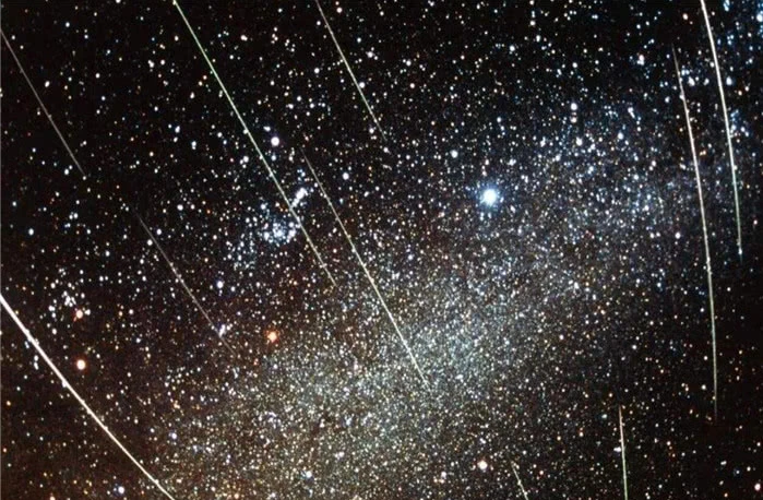 2020年首场流星雨本周六上演 每小时可见流星120颗