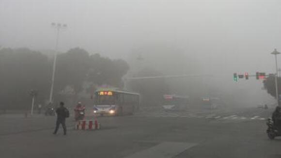 大雾消散迎晴天 今晨江苏多条高速恢复正常
