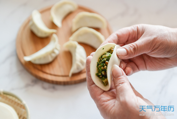 小年为什么吃饺子 小年吃饺子的寓意是什么