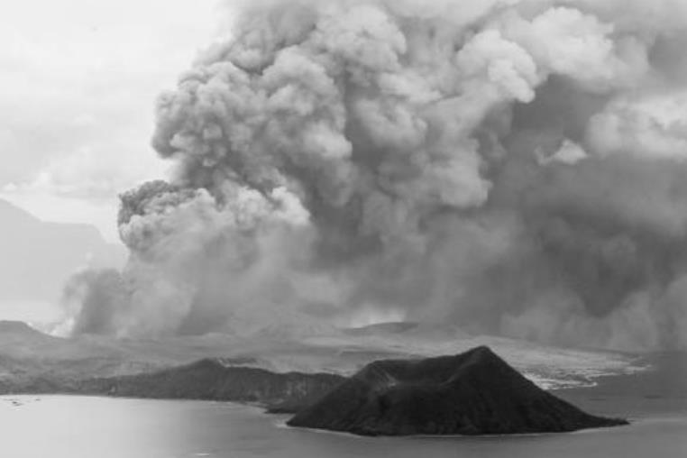 2020菲律宾火山喷发最新更新 45万人需要紧急撤离