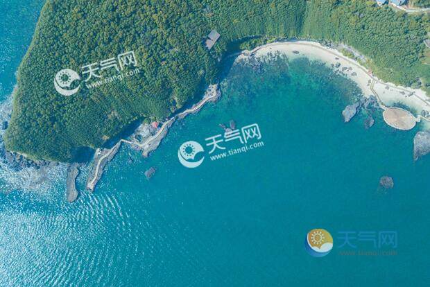 2020北海旅游景点排名_北海旅游回暖明显,银滩景区排起长队进入海滩了