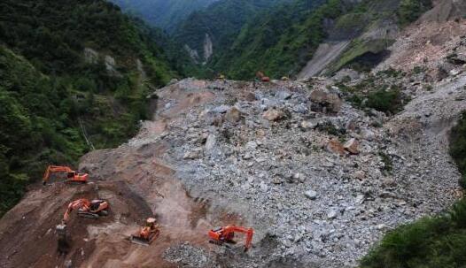 陕西子洲县一村发生山体滑坡 目前未造成人员伤亡