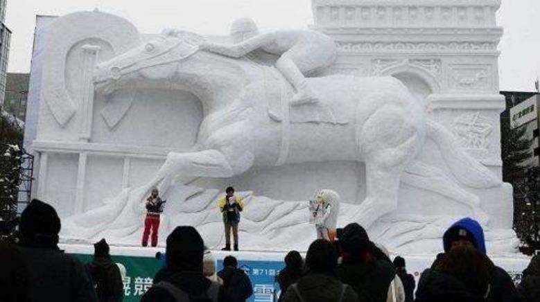 日本札幌降雪不足影响冰雕制作 缺雪情形前所未见