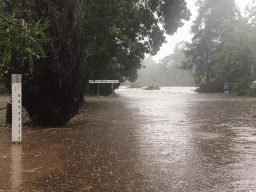 澳大利亚暴雨让山火终于熄灭 洪水又成最新灾害